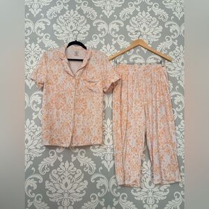 Carisma‎ Floral Print Capri 2 Piece PJ Set